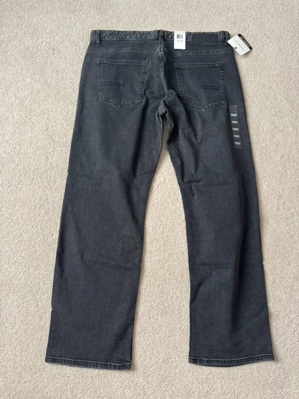 NWT Calvin Klein Jeans Mens 36x30 Straight Fit Gray Black Wash Denim